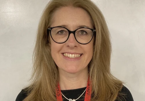 Jo Sutcliffe - W